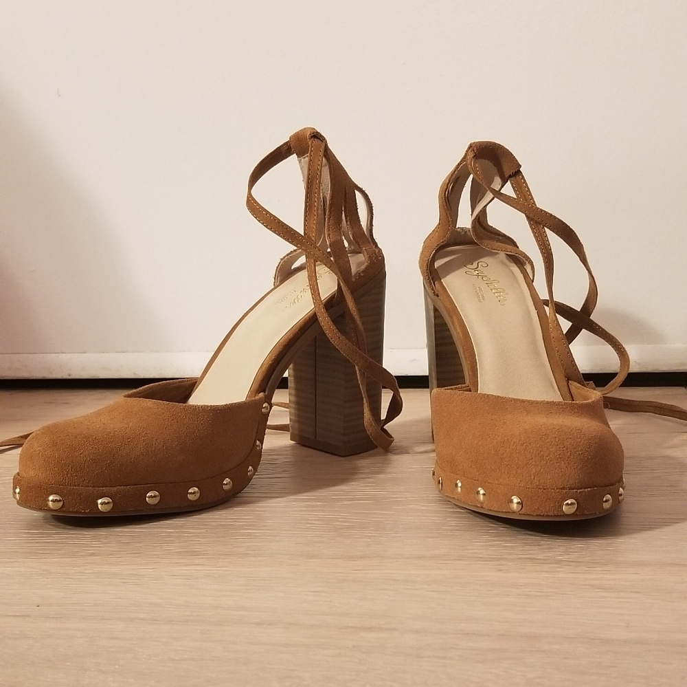 Seychelles heels in brown suede